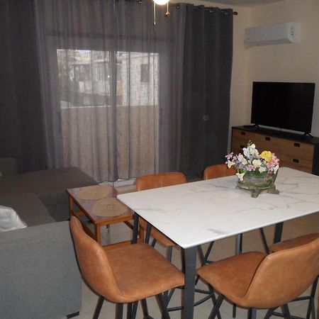Family And Friends Flat Close To The Sea, Free Internet 圣纳帕 外观 照片