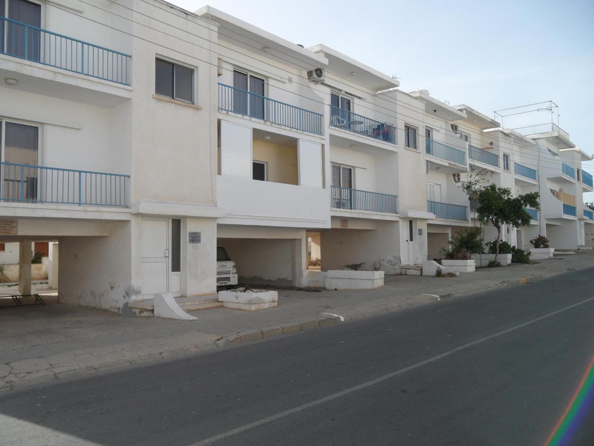 Family And Friends Flat Close To The Sea, Free Internet 圣纳帕 外观 照片