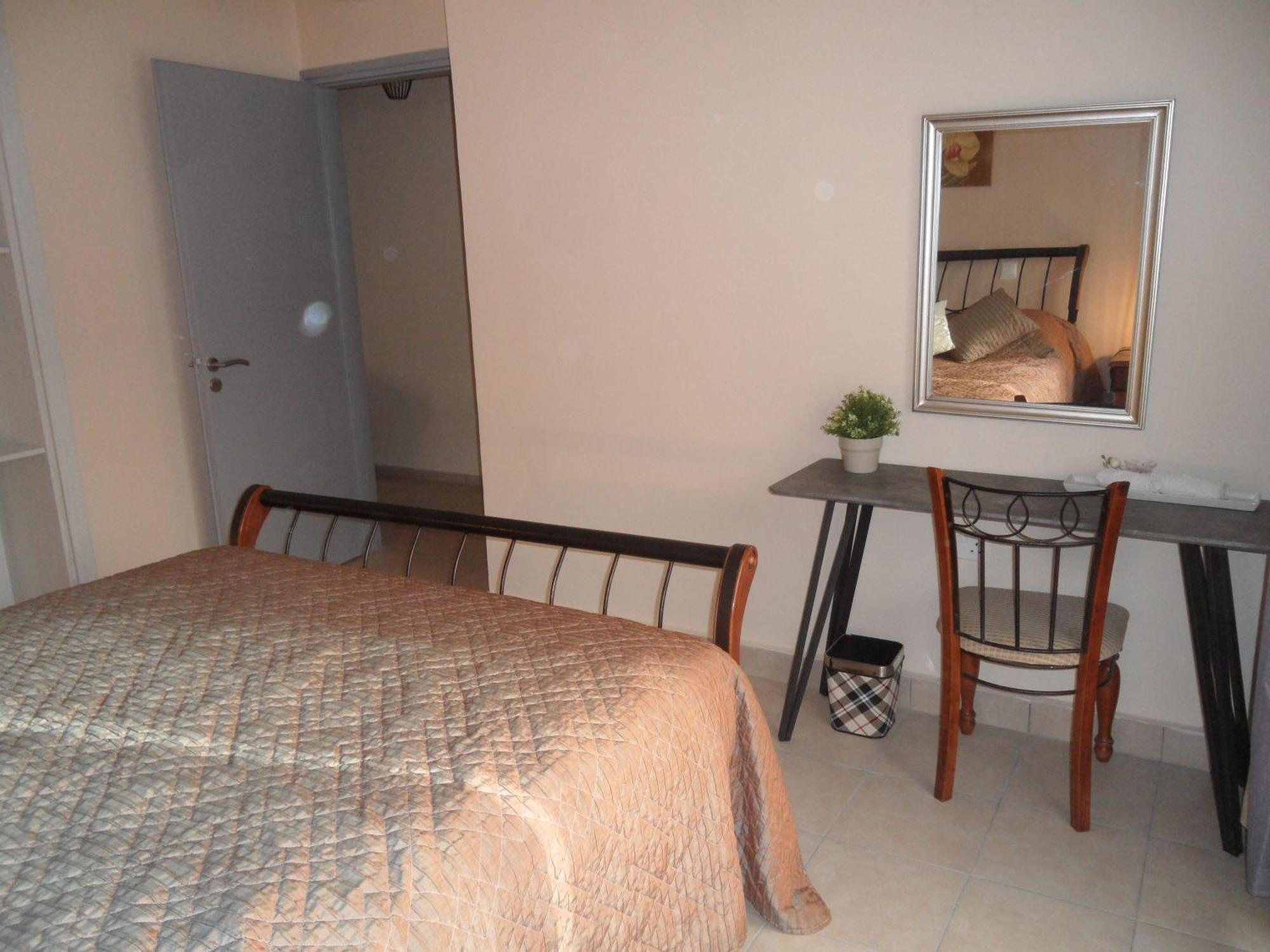 Family And Friends Flat Close To The Sea, Free Internet 圣纳帕 外观 照片